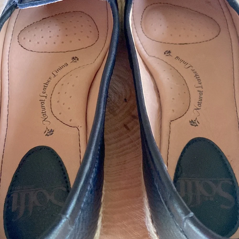Leather Womens Black Flat Loafers with Jute Trim - Size 6.5